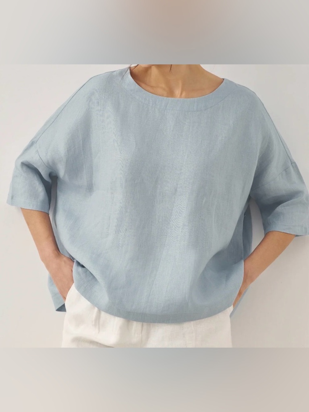 Lintico Relaxed Light Blue Linen Top‎